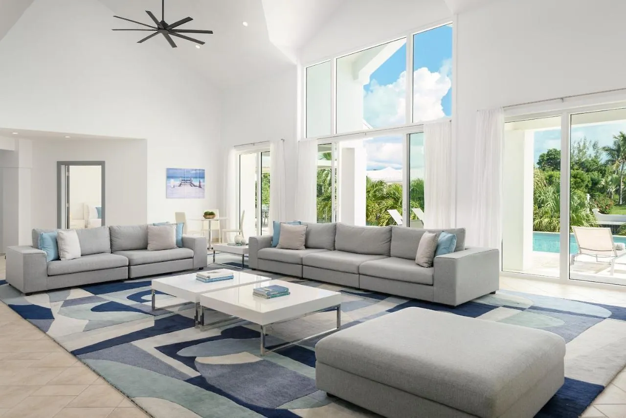 Legacy Villa Long Bay