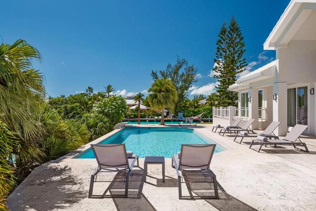 Legacy Villa Long Bay