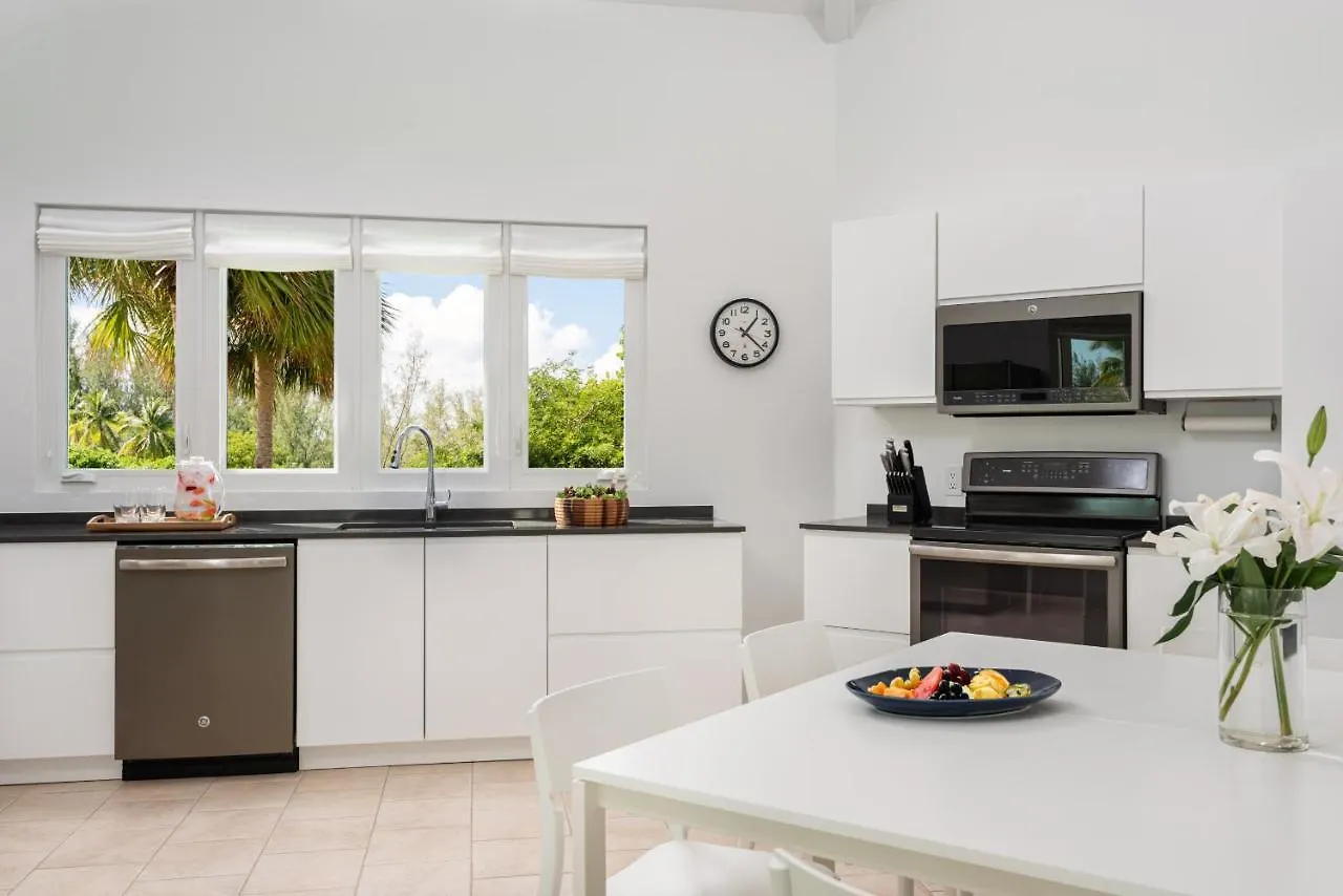 Legacy Villa Long Bay