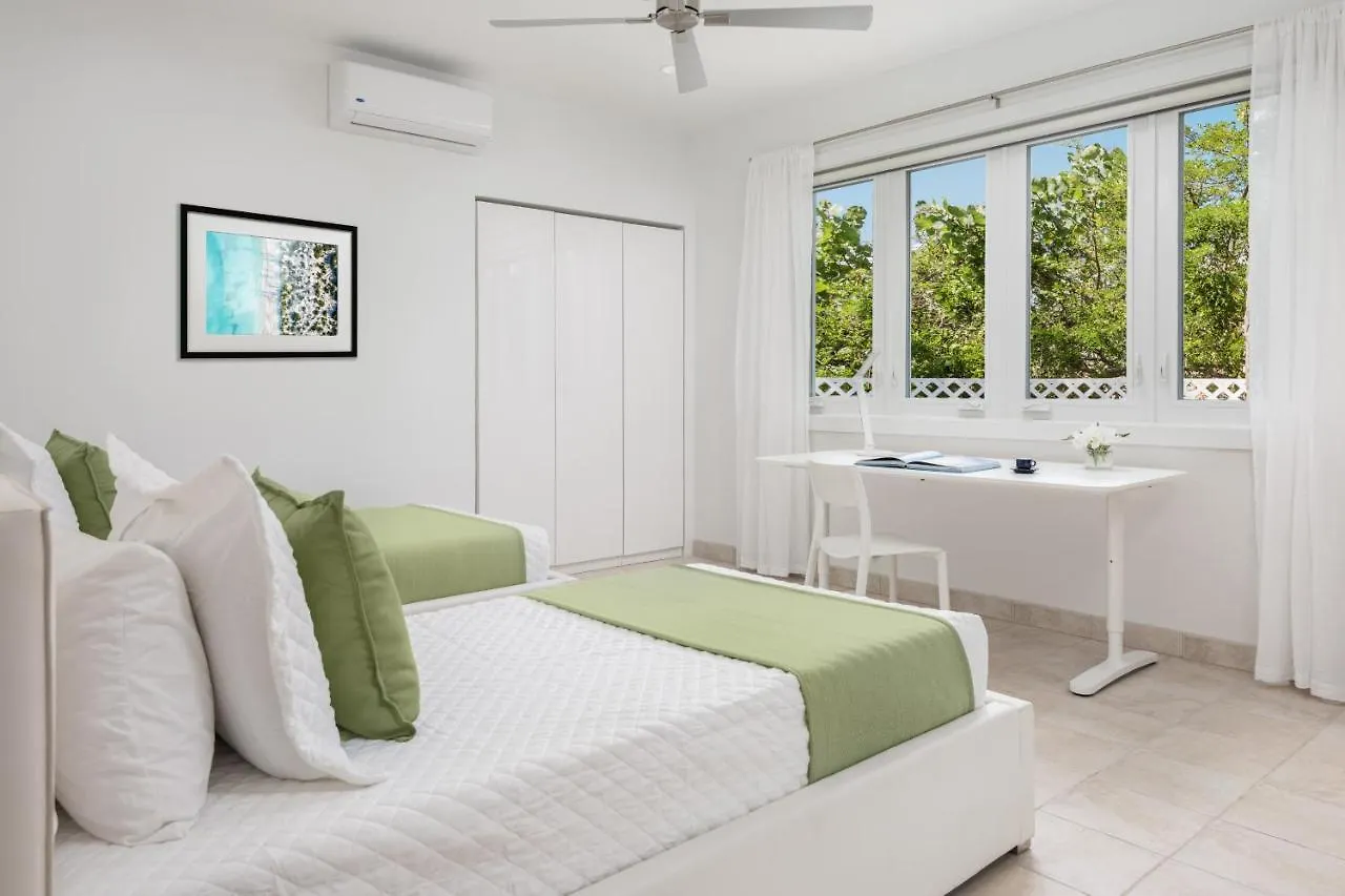 Legacy Villa Long Bay